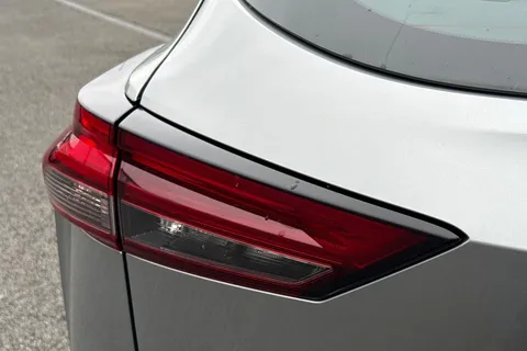 DL73NXP Nissan Qashqai 1.3 DIG-T MHEV Acenta Premium XTRON Euro 6 (s/s) 5dr Thumbnail #33