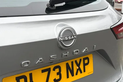 DL73NXP Nissan Qashqai 1.3 DIG-T MHEV Acenta Premium XTRON Euro 6 (s/s) 5dr Thumbnail #34