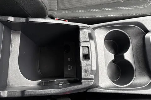 DL73NXP Nissan Qashqai 1.3 DIG-T MHEV Acenta Premium XTRON Euro 6 (s/s) 5dr Thumbnail #45