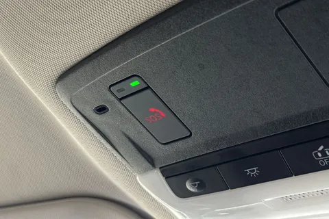 DL73NXP Nissan Qashqai 1.3 DIG-T MHEV Acenta Premium XTRON Euro 6 (s/s) 5dr Thumbnail #46