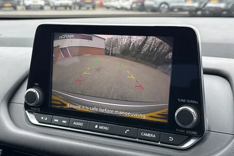 DL73NXP Nissan Qashqai 1.3 DIG-T MHEV Acenta Premium XTRON Euro 6 (s/s) 5dr Thumbnail #50