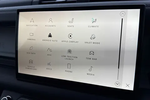 KJ24NVD Land Rover Defender 90 3.0 D250 X-Dynamic HSE 3dr Thumbnail #45