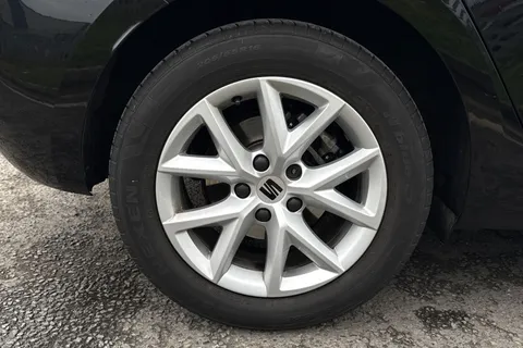 FN74GRX SEAT Leon 2.0 TDI SE Euro 6 (s/s) 5dr Thumbnail #11