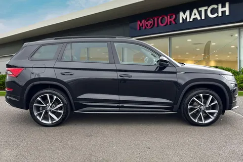 WT70BPU Škoda Kodiaq 2.0 TDI SportLine 4WD Euro 6 (s/s) 5dr (7 Seat) Thumbnail #4