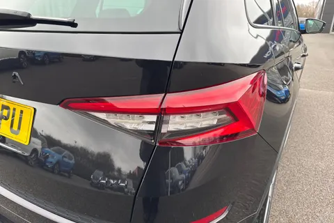 WT70BPU Škoda Kodiaq 2.0 TDI SportLine 4WD Euro 6 (s/s) 5dr (7 Seat) Thumbnail #9