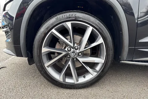 WT70BPU Škoda Kodiaq 2.0 TDI SportLine 4WD Euro 6 (s/s) 5dr (7 Seat) Thumbnail #14