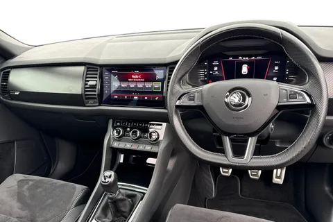 WT70BPU Škoda Kodiaq 2.0 TDI SportLine 4WD Euro 6 (s/s) 5dr (7 Seat) Thumbnail #19