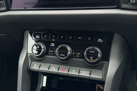 WT70BPU Škoda Kodiaq 2.0 TDI SportLine 4WD Euro 6 (s/s) 5dr (7 Seat) Thumbnail #23