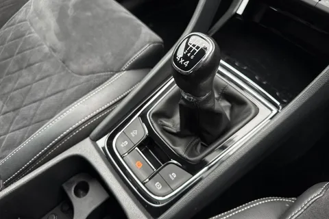 WT70BPU Škoda Kodiaq 2.0 TDI SportLine 4WD Euro 6 (s/s) 5dr (7 Seat) Thumbnail #24