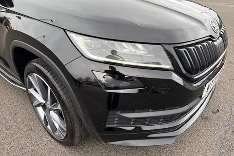 WT70BPU Škoda Kodiaq 2.0 TDI SportLine 4WD Euro 6 (s/s) 5dr (7 Seat) Thumbnail #28