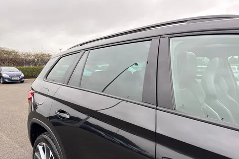 WT70BPU Škoda Kodiaq 2.0 TDI SportLine 4WD Euro 6 (s/s) 5dr (7 Seat) Thumbnail #38