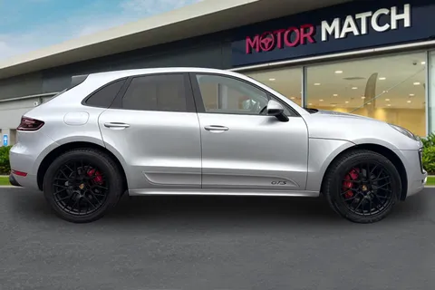 HW67KGV Porsche Macan 3.0T V6 GTS PDK 4WD Euro 6 (s/s) 5dr Thumbnail #4