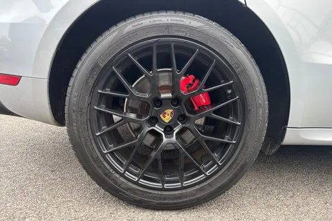 HW67KGV Porsche Macan 3.0T V6 GTS PDK 4WD Euro 6 (s/s) 5dr Thumbnail #7