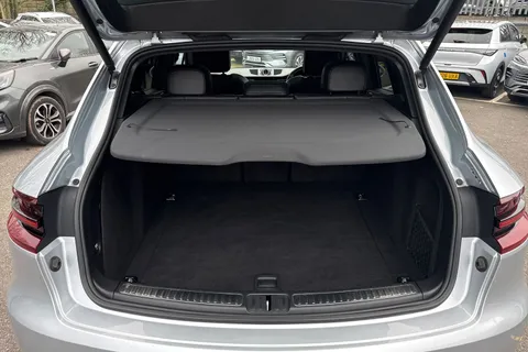 HW67KGV Porsche Macan 3.0T V6 GTS PDK 4WD Euro 6 (s/s) 5dr Thumbnail #10