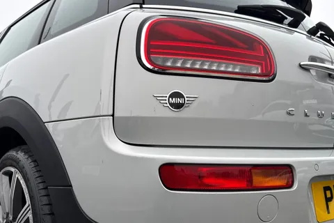 PK21WBD Mini Clubman 1.5 Cooper Exclusive Steptronic Euro 6 (s/s) 6dr Thumbnail #9
