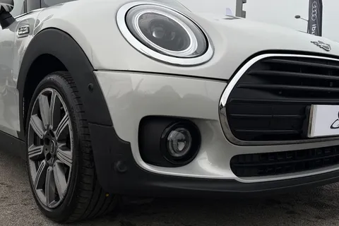 PK21WBD Mini Clubman 1.5 Cooper Exclusive Steptronic Euro 6 (s/s) 6dr Thumbnail #10
