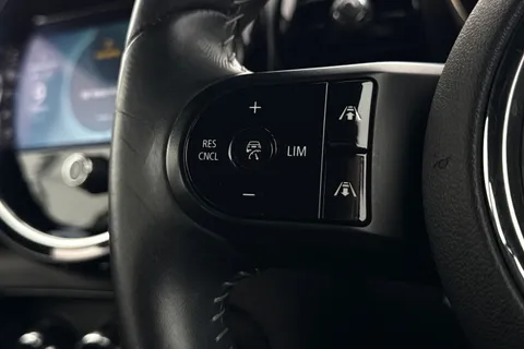 PK21WBD Mini Clubman 1.5 Cooper Exclusive Steptronic Euro 6 (s/s) 6dr Thumbnail #36