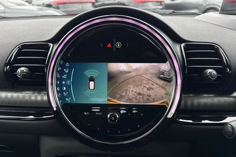 PK21WBD Mini Clubman 1.5 Cooper Exclusive Steptronic Euro 6 (s/s) 6dr Thumbnail #41