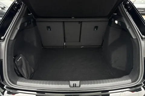 7 of 51 for Audi Q4 e-tron Q4 S line 45 e-tron quattro 210,00 kW