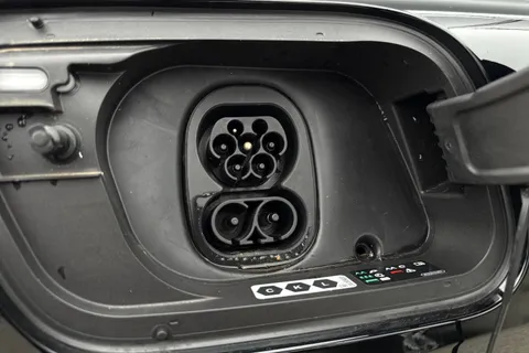 30 of 51 for Audi Q4 e-tron Q4 S line 45 e-tron quattro 210,00 kW