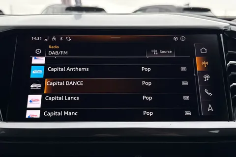 43 of 51 for Audi Q4 e-tron Q4 S line 45 e-tron quattro 210,00 kW