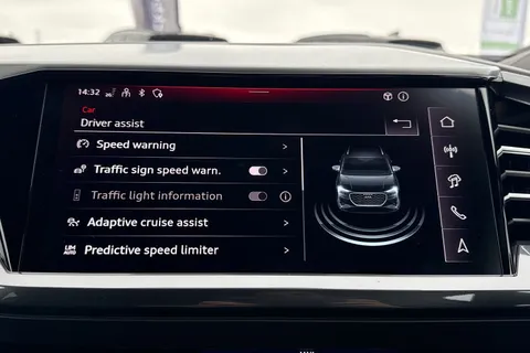 47 of 51 for Audi Q4 e-tron Q4 S line 45 e-tron quattro 210,00 kW