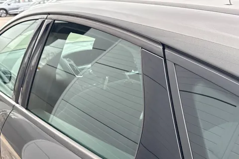 28 of 63 for Ford Focus 1.5 TDCi ST-Line Euro 6 (s/s) 5dr