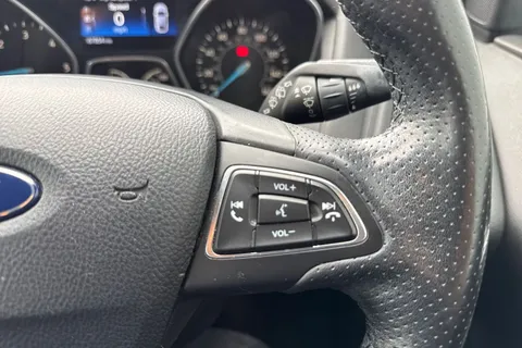 56 of 63 for Ford Focus 1.5 TDCi ST-Line Euro 6 (s/s) 5dr