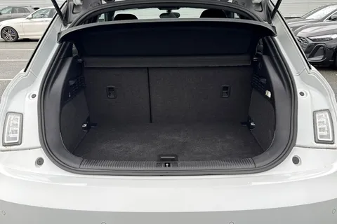 GF18ULE Audi A1 Black Edition Nav 1.4 TFSI  125 PS S tronic Thumbnail #8