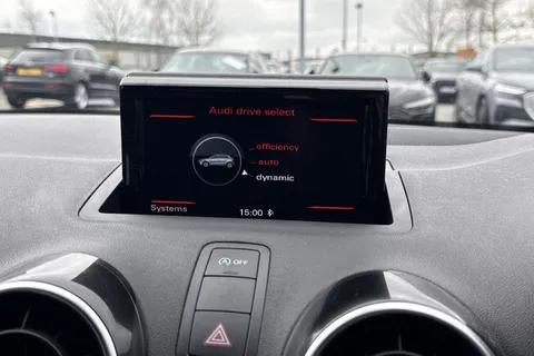 GF18ULE Audi A1 Black Edition Nav 1.4 TFSI  125 PS S tronic Thumbnail #33