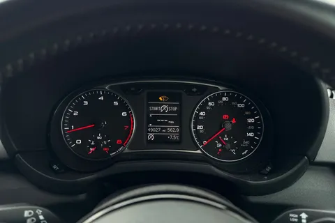 GF18ULE Audi A1 Black Edition Nav 1.4 TFSI  125 PS S tronic Thumbnail #35