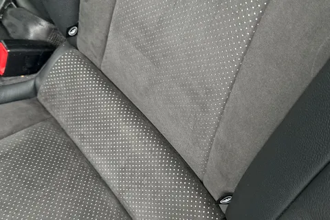 GF18ULE Audi A1 Black Edition Nav 1.4 TFSI  125 PS S tronic Thumbnail #45