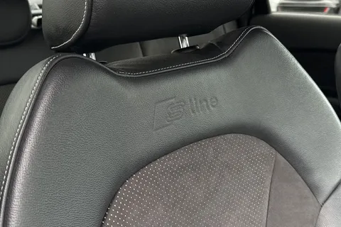 GF18ULE Audi A1 Black Edition Nav 1.4 TFSI  125 PS S tronic Thumbnail #56