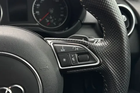 GF18ULE Audi A1 Black Edition Nav 1.4 TFSI  125 PS S tronic Thumbnail #57