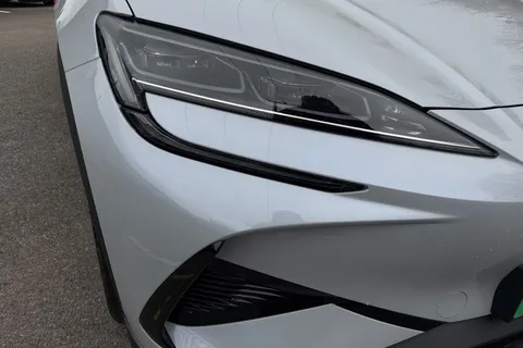 LC75MXG BYD Sealion 7 82.5kWh Comfort Auto 5dr Thumbnail #17