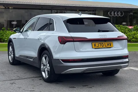 2 of 50 for Audi e-tron Technik 50 quattro 230,00 kW