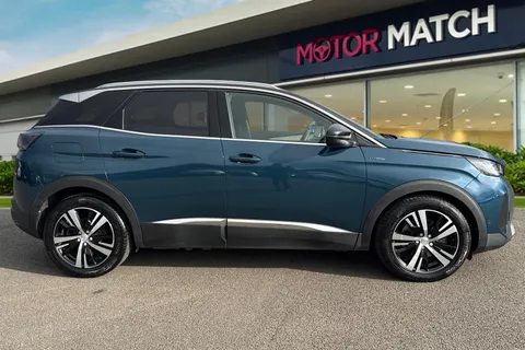 OV22FMP PEUGEOT 3008 1.6 13.2kWh GT e-EAT Euro 6 (s/s) 5dr Thumbnail #4