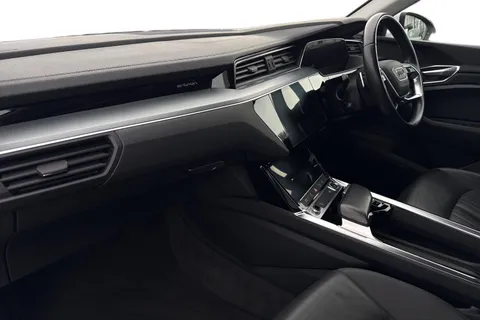 15 of 50 for Audi e-tron Technik 50 quattro 230,00 kW