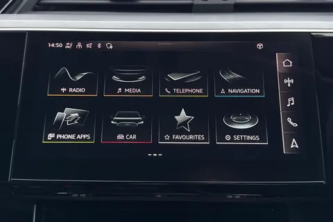 17 of 50 for Audi e-tron Technik 50 quattro 230,00 kW