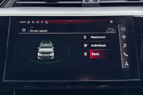44 of 50 for Audi e-tron Technik 50 quattro 230,00 kW