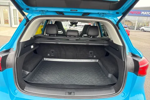 EN72LGA MG Mg Hs 1.5 T-GDI Exclusive DCT Euro 6 (s/s) 5dr Thumbnail #8