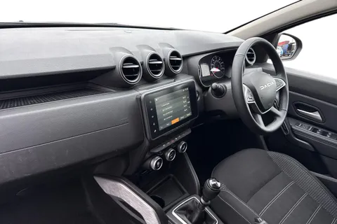 DA23WDE Dacia Duster 1.3 TCe Journey Euro 6 (s/s) 5dr Thumbnail #10