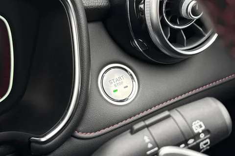 EN72LGA MG Mg Hs 1.5 T-GDI Exclusive DCT Euro 6 (s/s) 5dr Thumbnail #45