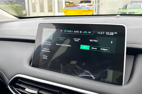 EN72LGA MG Mg Hs 1.5 T-GDI Exclusive DCT Euro 6 (s/s) 5dr Thumbnail #52