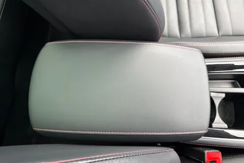 EN72LGA MG Mg Hs 1.5 T-GDI Exclusive DCT Euro 6 (s/s) 5dr Thumbnail #61