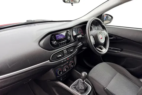 PK69GKF FIAT Tipo 1.4 MPI Easy Euro 6 5dr Thumbnail #10