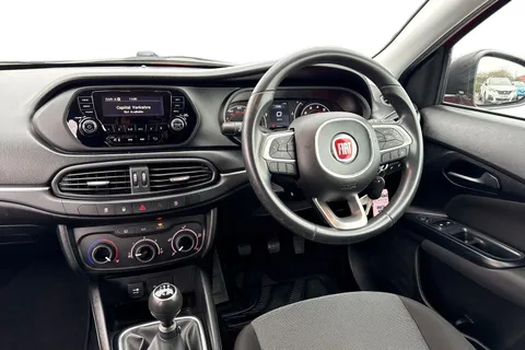 PK69GKF FIAT Tipo 1.4 MPI Easy Euro 6 5dr Thumbnail #14