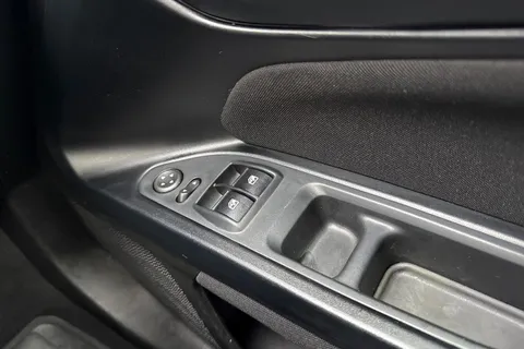 PK69GKF FIAT Tipo 1.4 MPI Easy Euro 6 5dr Thumbnail #39