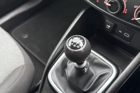 PK69GKF FIAT Tipo 1.4 MPI Easy Euro 6 5dr Thumbnail #48