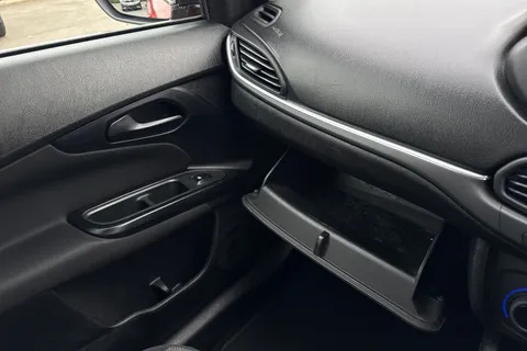 PK69GKF FIAT Tipo 1.4 MPI Easy Euro 6 5dr Thumbnail #55